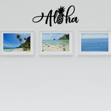 Aloha Welcome Sign with Pineapple